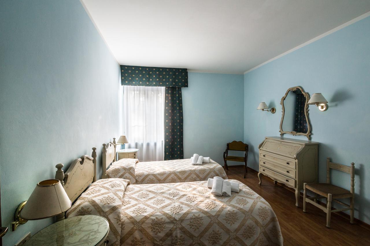 Royal Hotel Paolino Cavareno Room photo